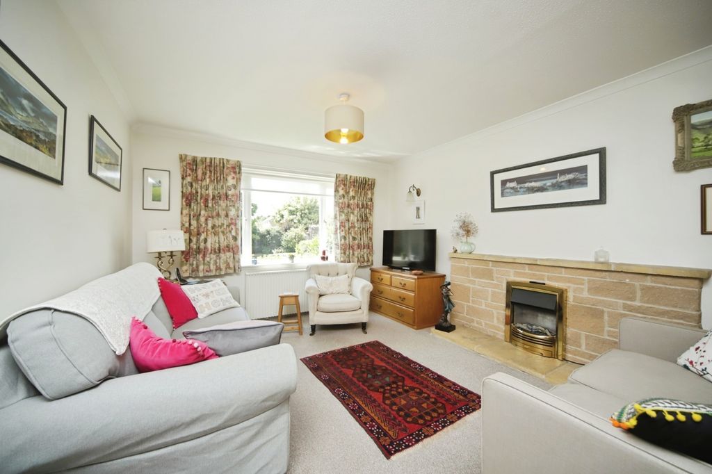 Property photo 2 of 19 Photo