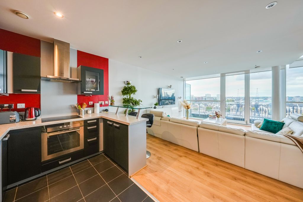 Property photo 3 of 18 Dsc00469Edited