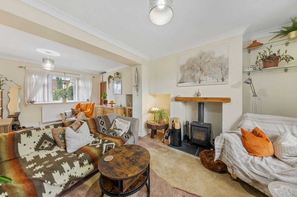 Property photo 2 of 22