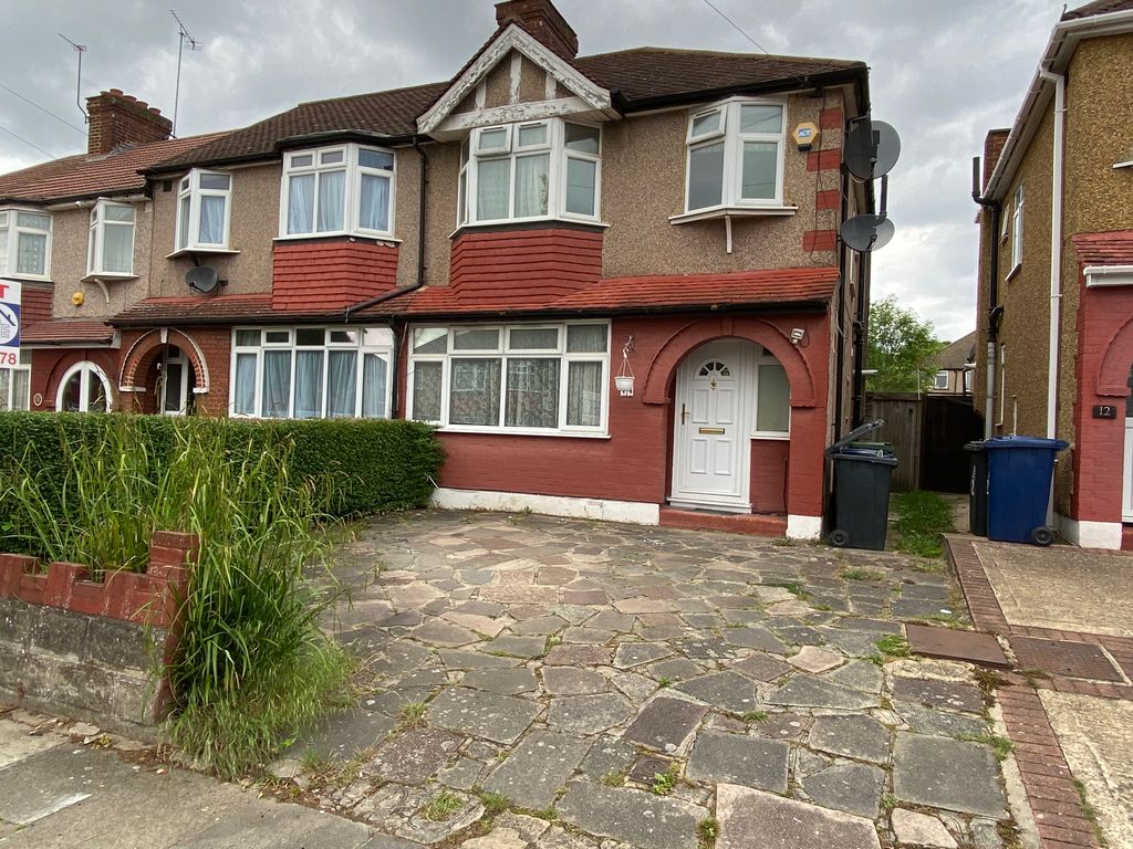 Property photo 1 of 18