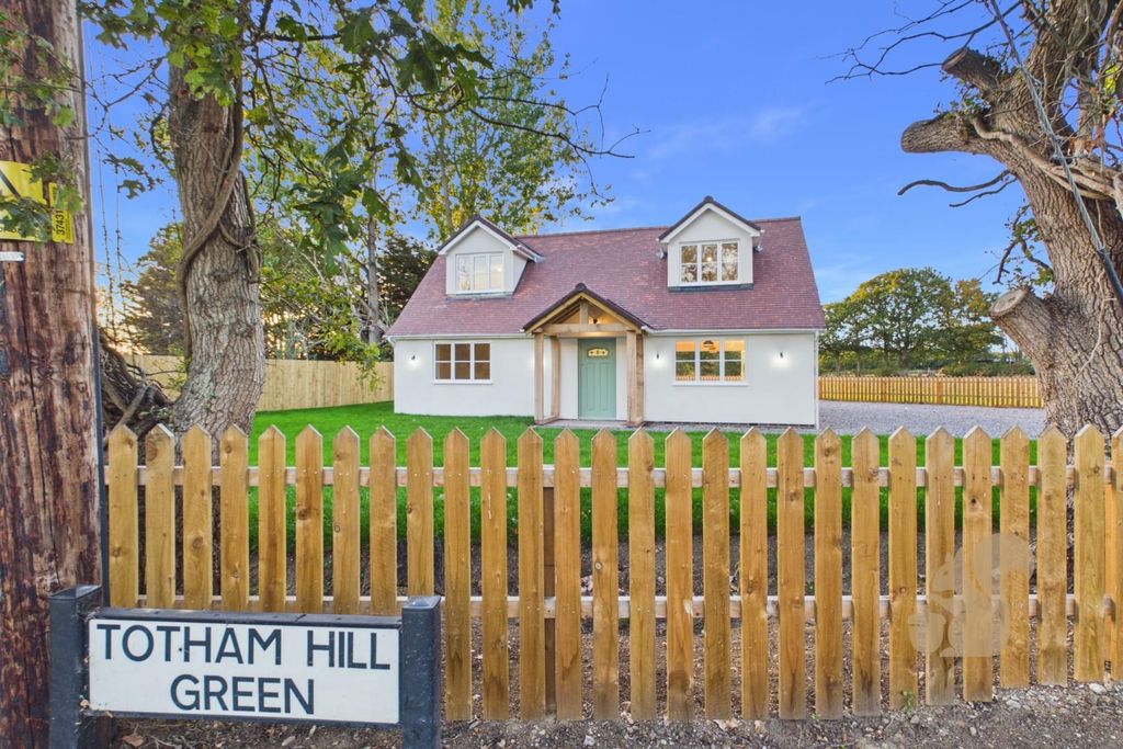 Property photo 1 of 33 Cam01814G0-Pr0178-Still013.Jpg