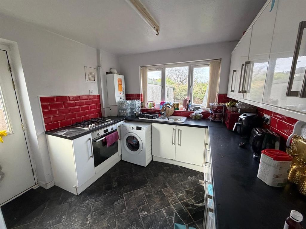 Property photo 2 of 10 d1c55417-72F3-4399-80A6-605E4B0E9B0F.Jpg