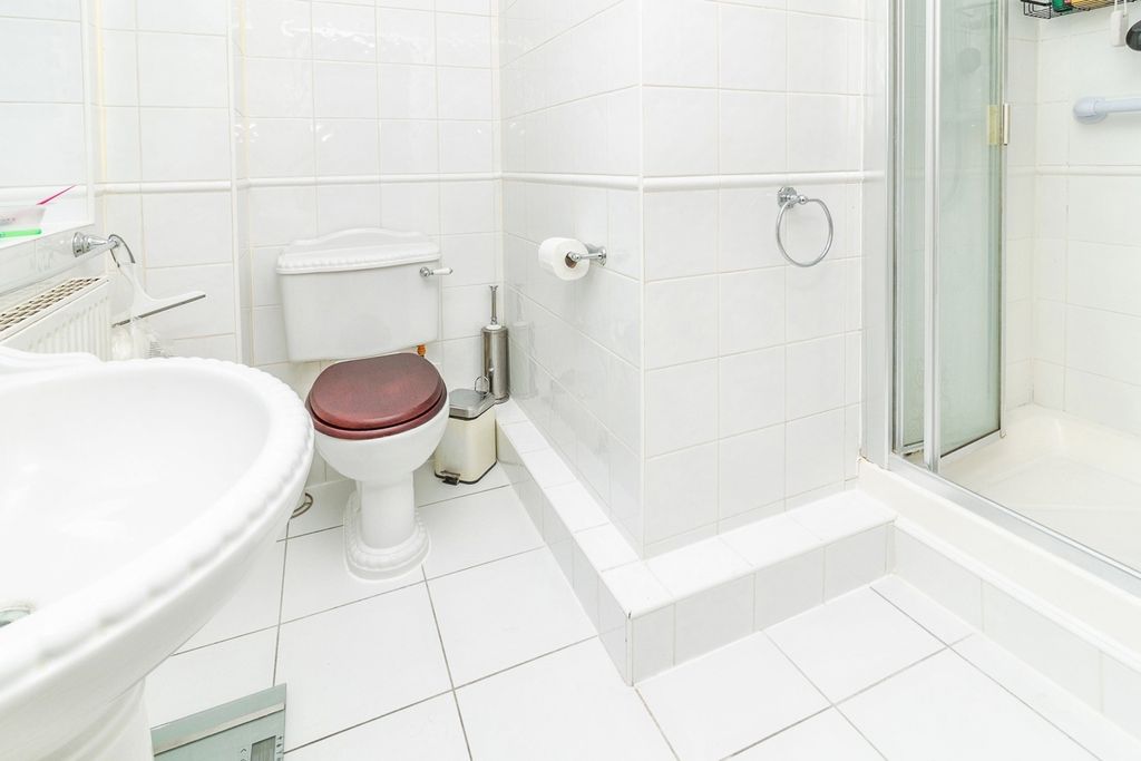 Additional image 15 of 4 bed detached house for saleFaulkners Way, Leighton Buzzard, Bedfordshire LU7