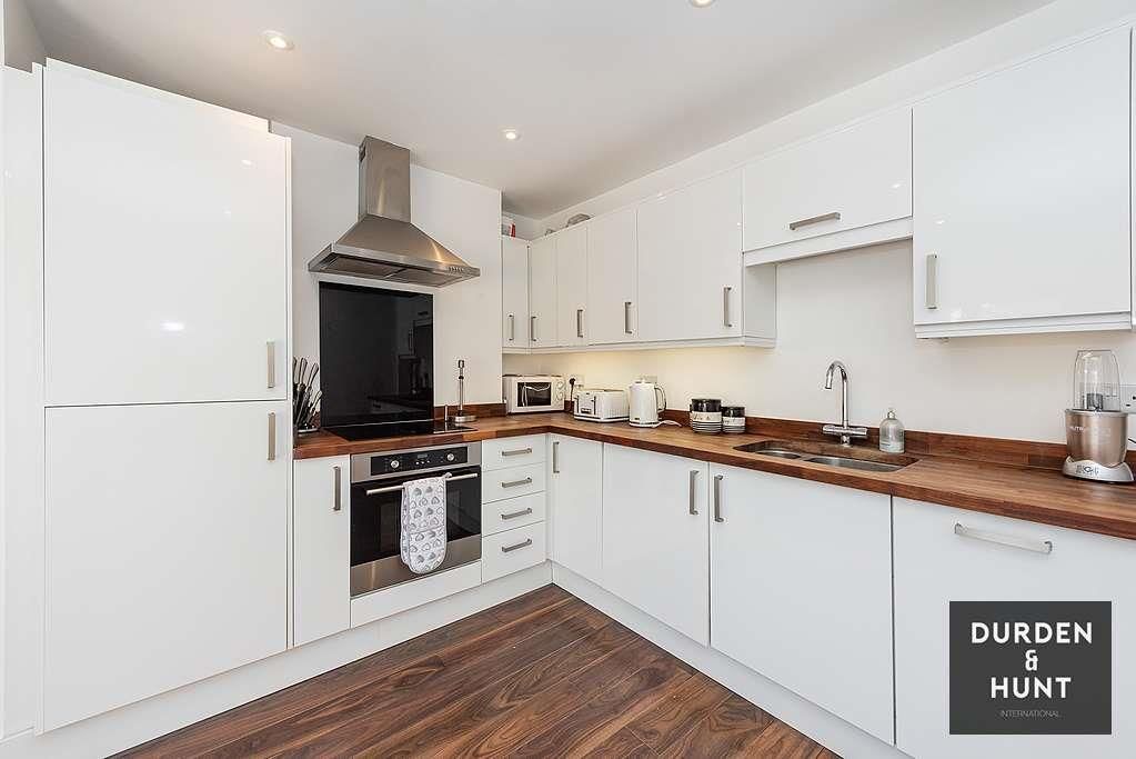 Property photo 2 of 19 Scotts Cottages