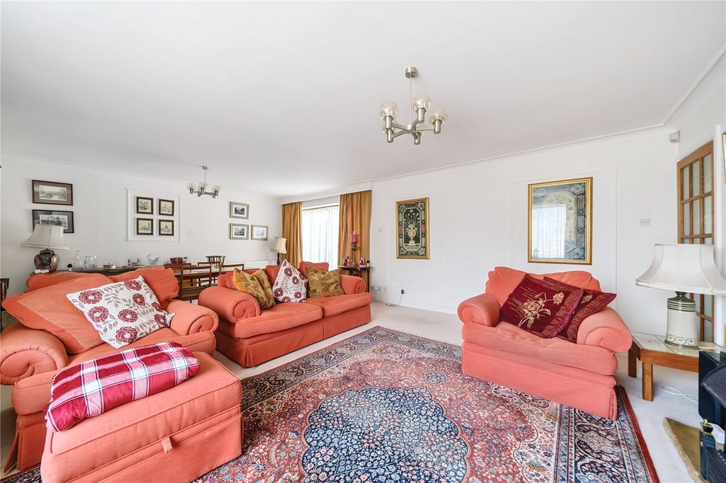 Property photo 3 of 21 Picture No. 24