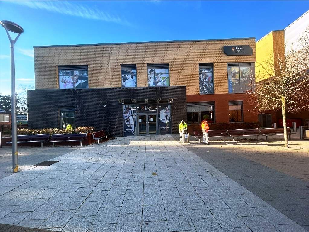 Property photo 1 of 4