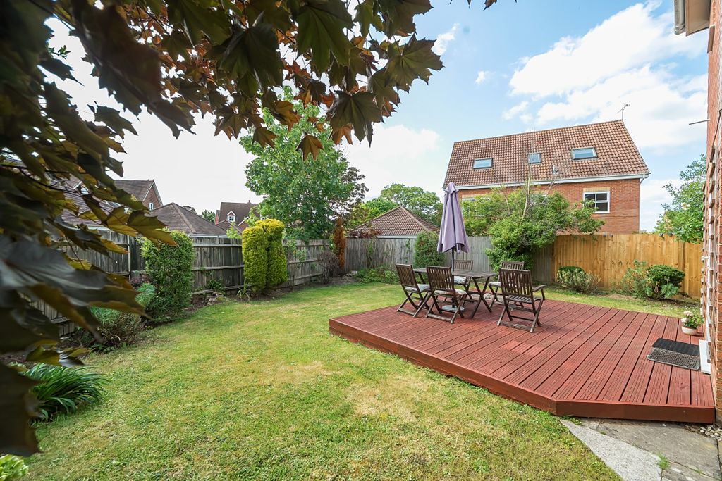 Property photo 2 of 12 2
