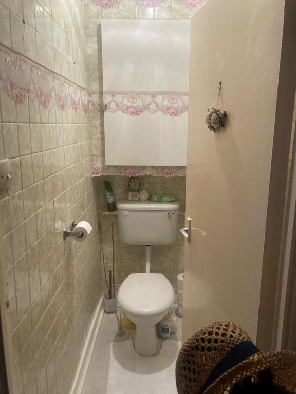 Property photo 3 of 6