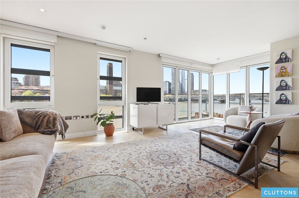 Property photo 3 of 21 Picture No. 27