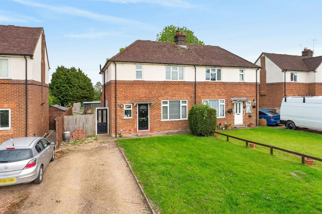 Property photo 1 of 15 48Toddingtonroadweb_02.Jpg