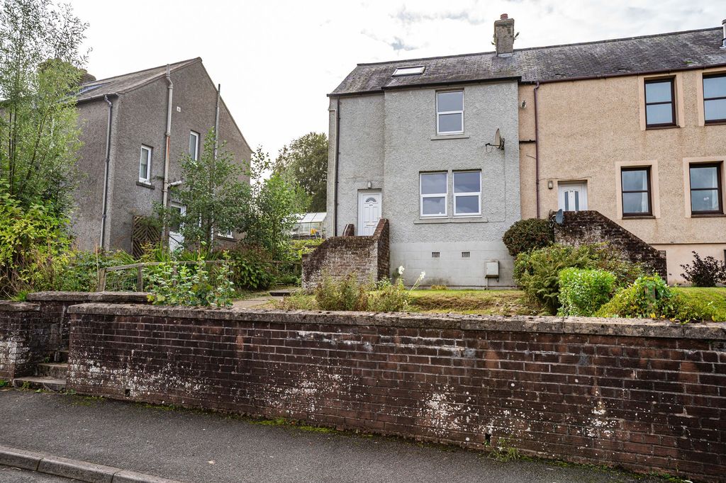Property photo 1 of 23