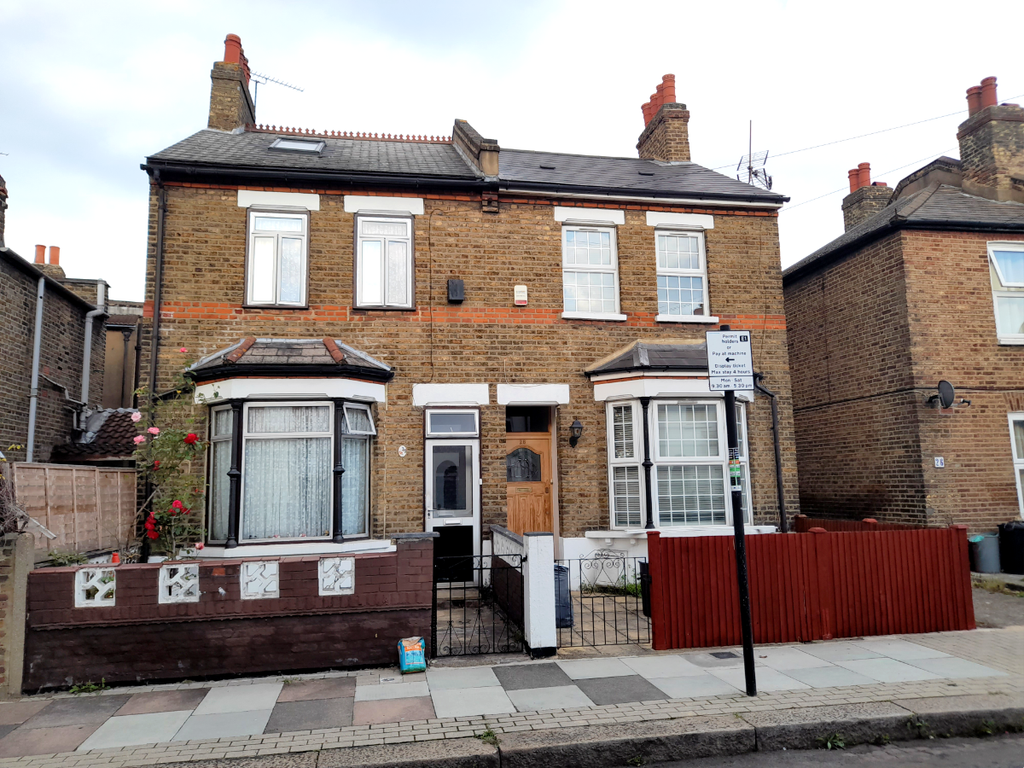 Property photo 1 of 17