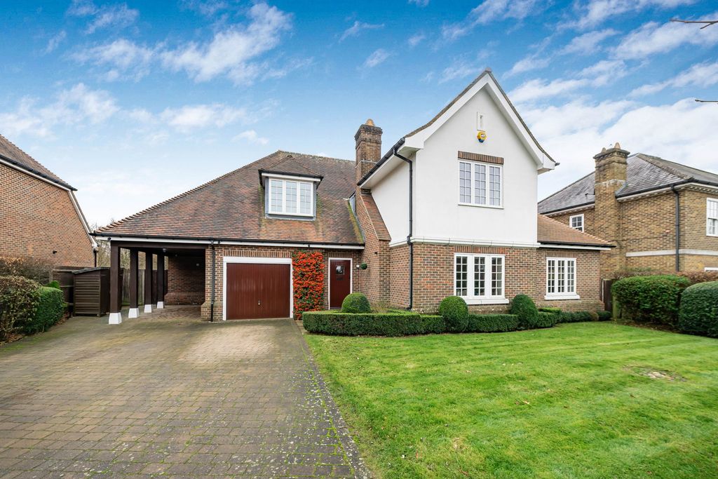 Property photo 1 of 34