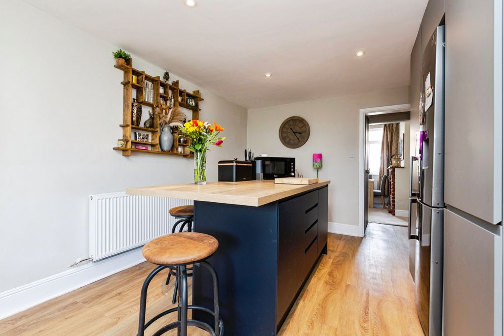 Property photo 2 of 24 Kitchen Diner