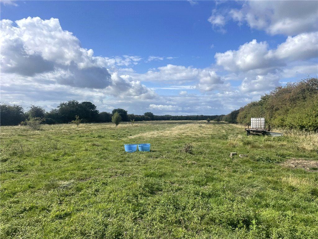 Property photo 2 of 6 West Boundary