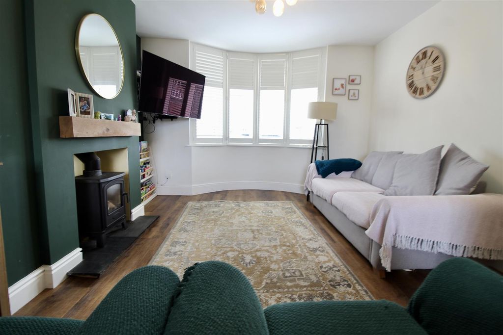 Property photo 3 of 11 Img_1394 2.Jpg