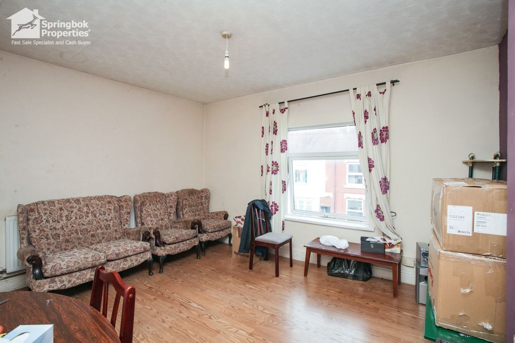 Property photo 2 of 12 Image 1