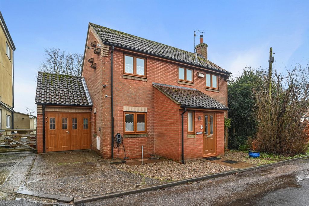 Property photo 1 of 13 Front