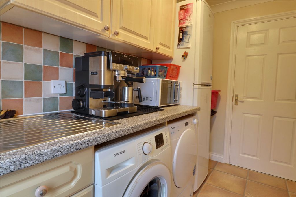 Property photo 3 of 17 Picture No. 20