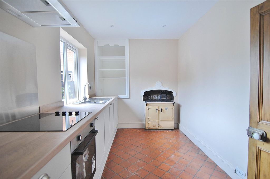 Property photo 3 of 18 Picture No. 07