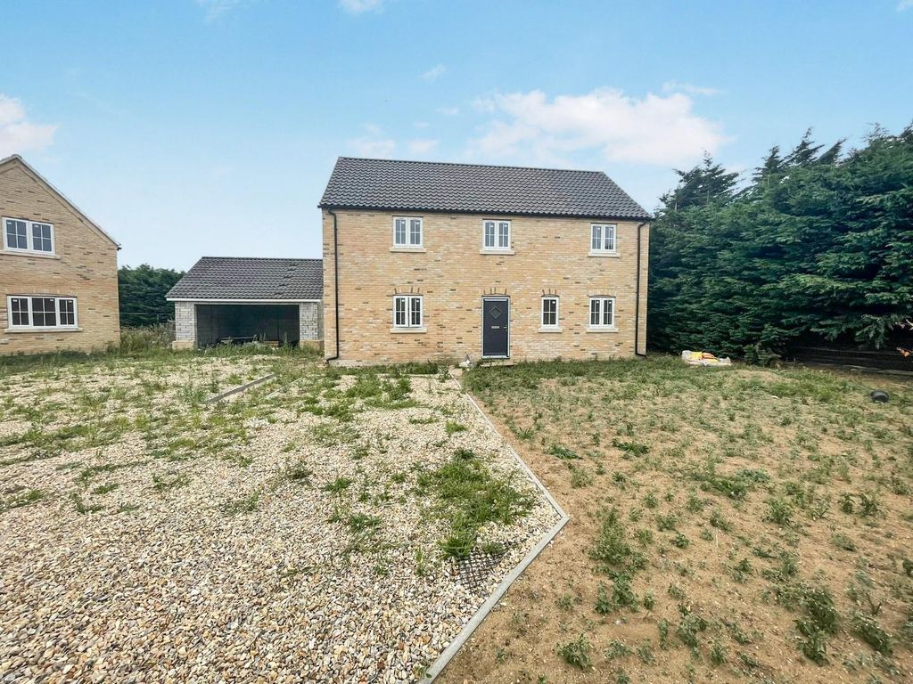 Property photo 1 of 9 Tlc_9019E075-300c-4414-A8Eb-896c9A81B9B5_06Ead03.J