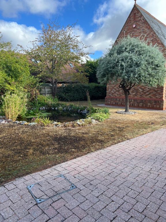 Property photo 2 of 54