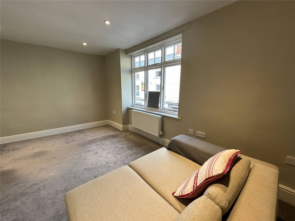 Property photo 3 of 10 Picture No. 03