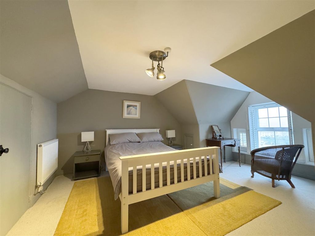 Additional image 11 of 4 bed property for salePerranporth TR6