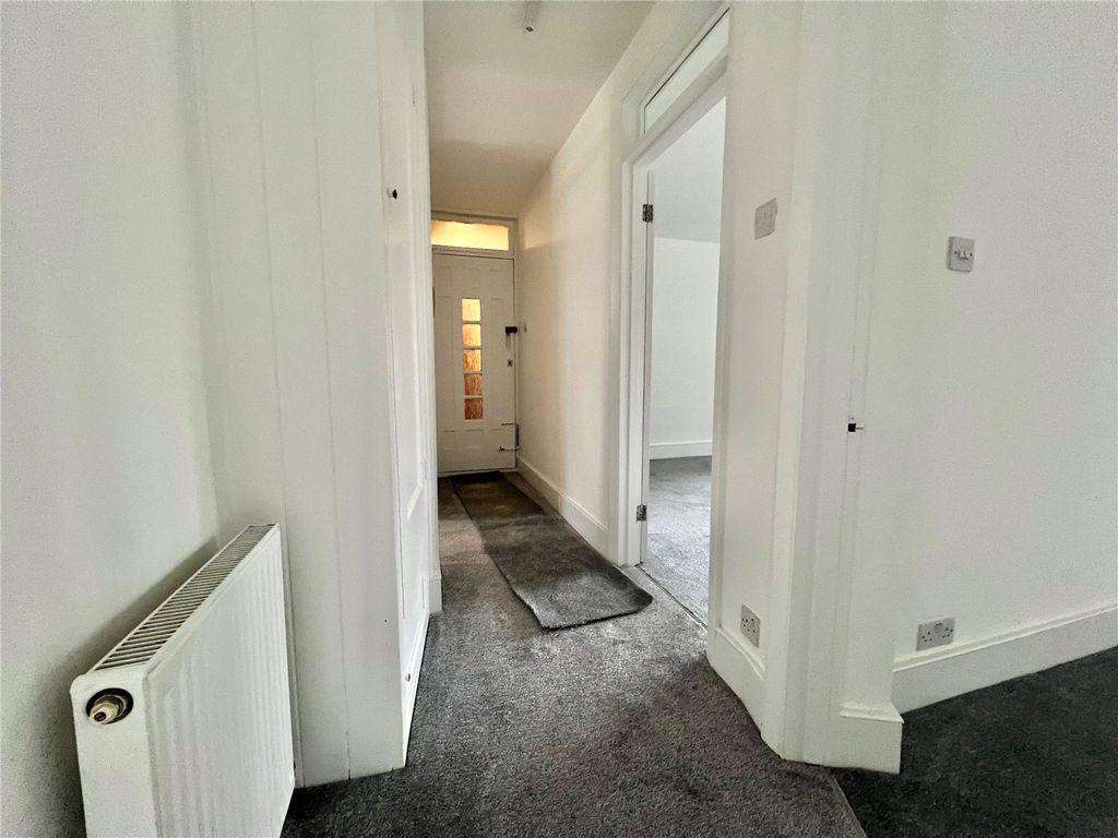 Property photo 2 of 13 Picture No. 23