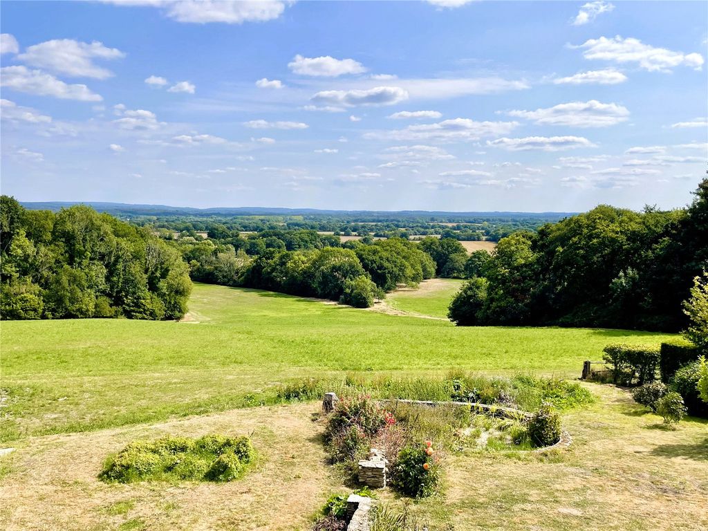 Property photo 1 of 17 House. Partnership