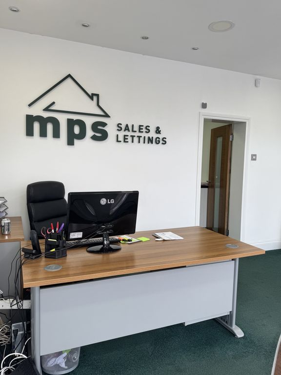 Property photo 2 of 5