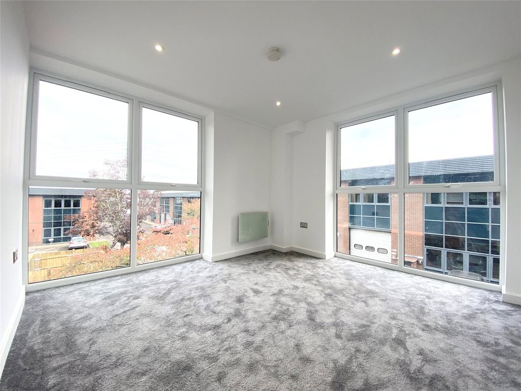 Property photo 3 of 8 Picture No. 07