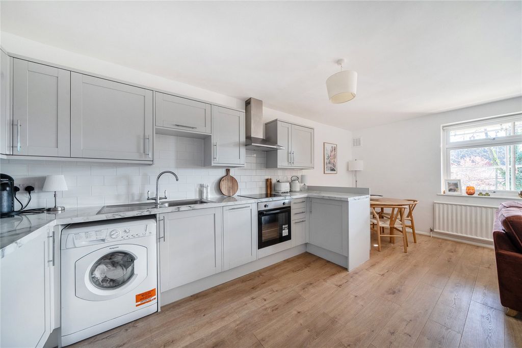 Property photo 2 of 14 Picture No. 09