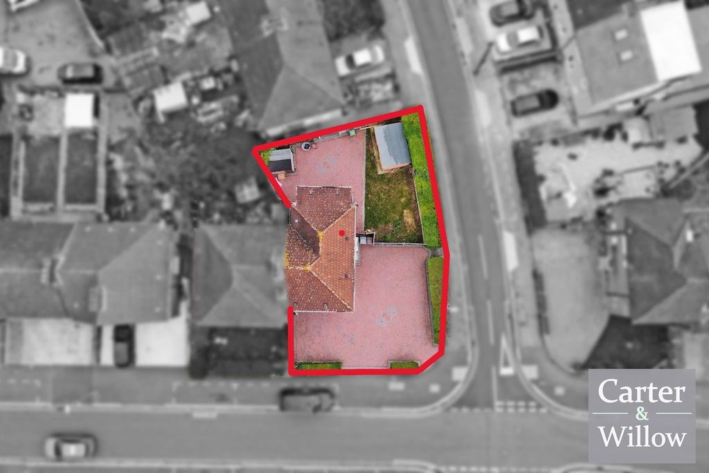 Property photo 2 of 14