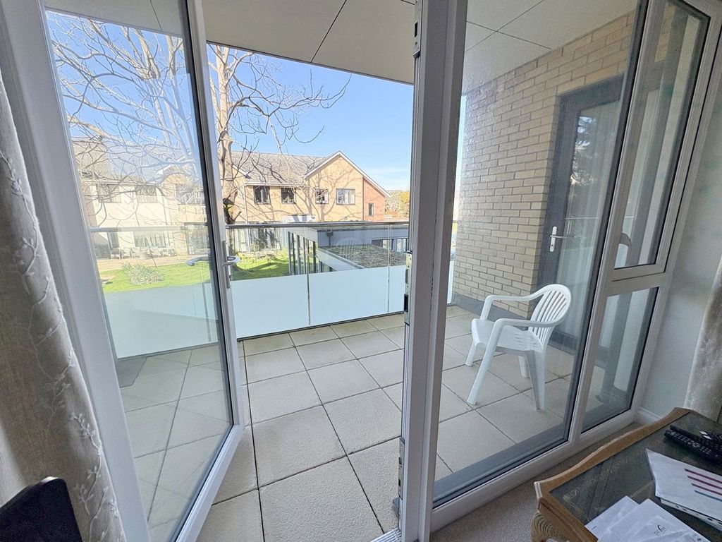 Property photo 3 of 18