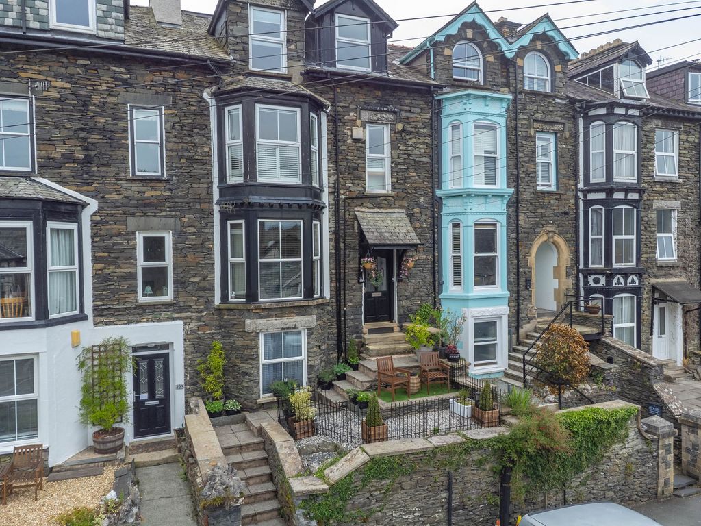 Property photo 1 of 13 Front Exterior