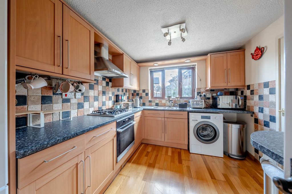 Property photo 2 of 14 Dsc00293-Hdr.Jpg