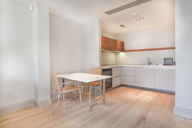 Property photo 2 of 8 Kitchen