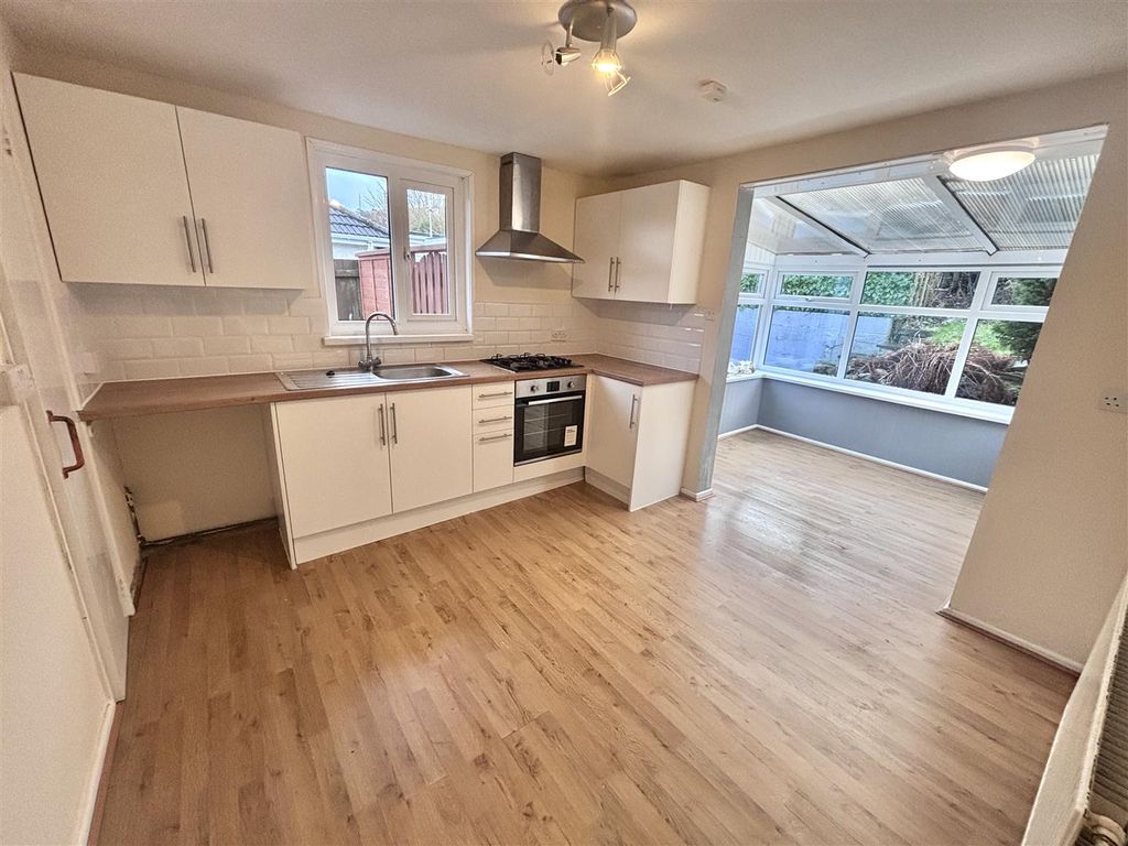 Property photo 3 of 14 Img_0143.Jpg