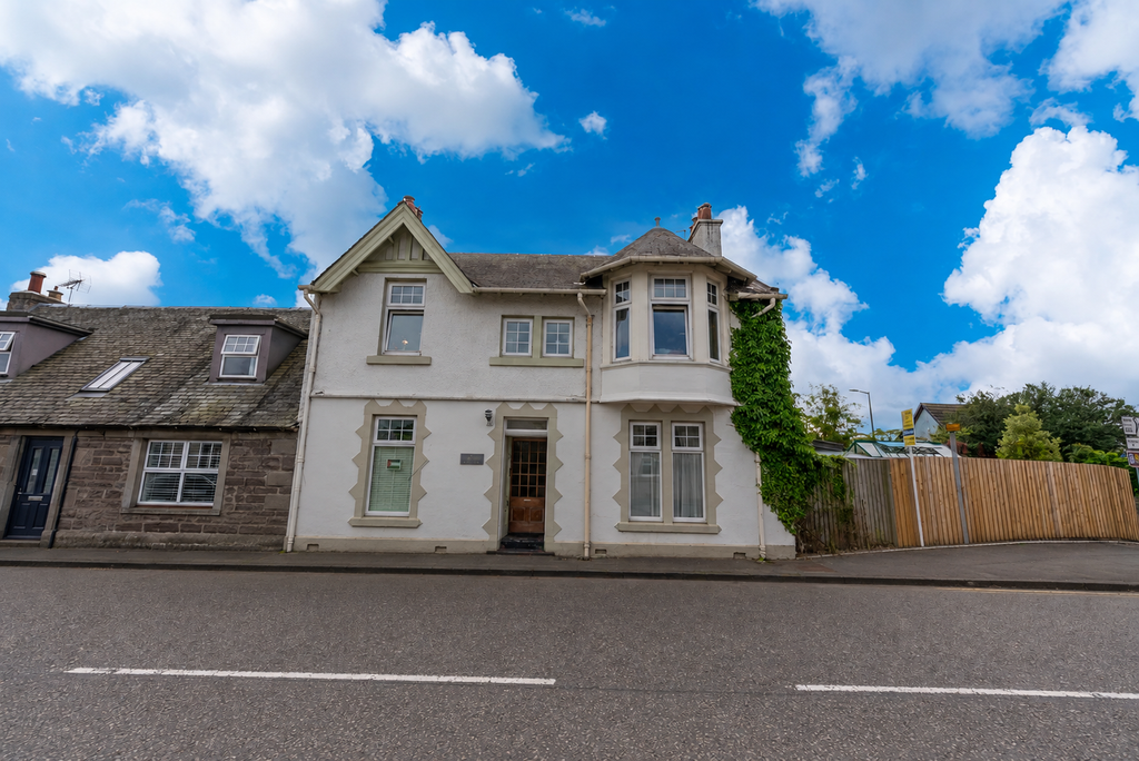 Property photo 1 of 27
