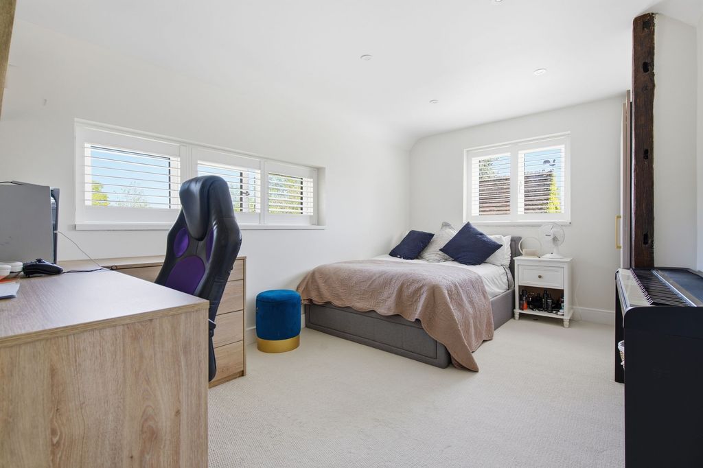 Additional image 8 of 4 bed detached house for saleNuptown Lane, Warfield RG42