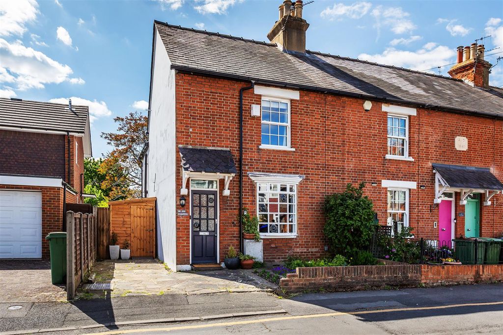 Property photo 1 of 29 1-Ivy-Cottage-26.Jpg