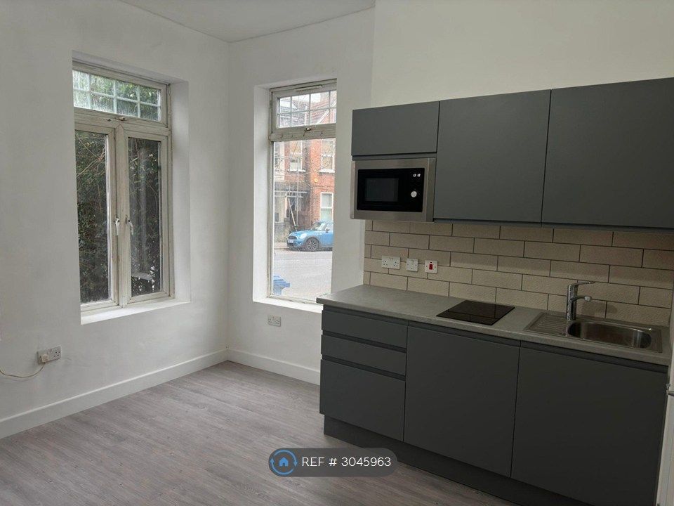Property photo 1 of 4
