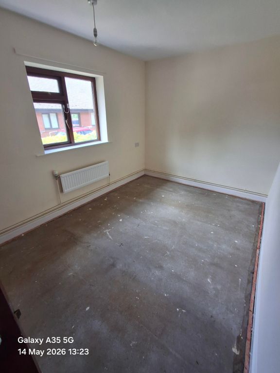 Property photo 3 of 4