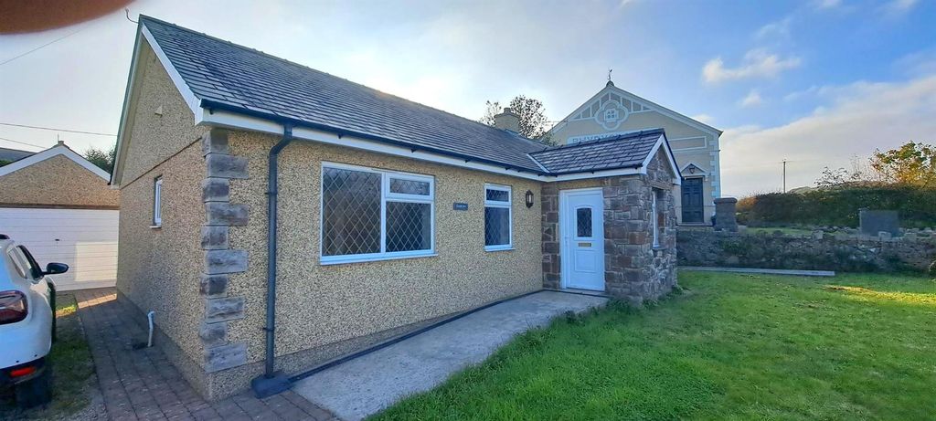 Property photo 1 of 18 D12.Jpg