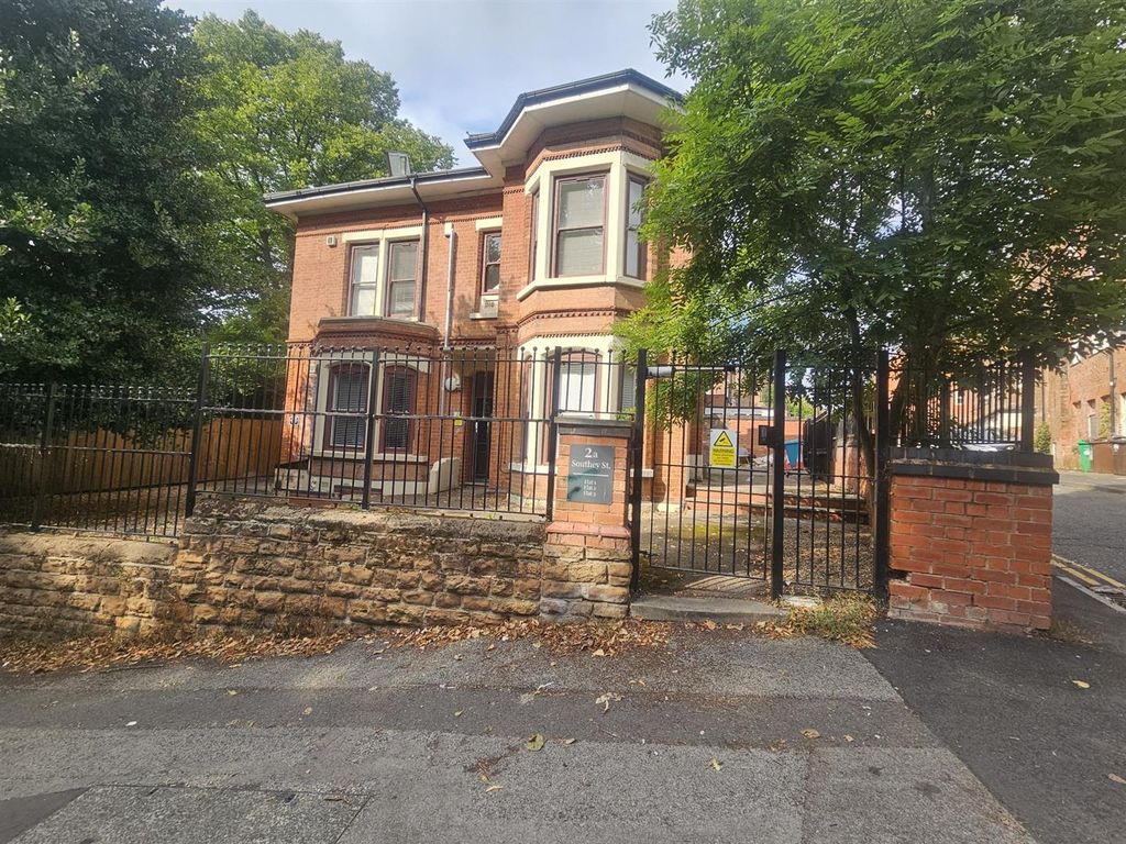 Property photo 1 of 33 1000046284.Jpg