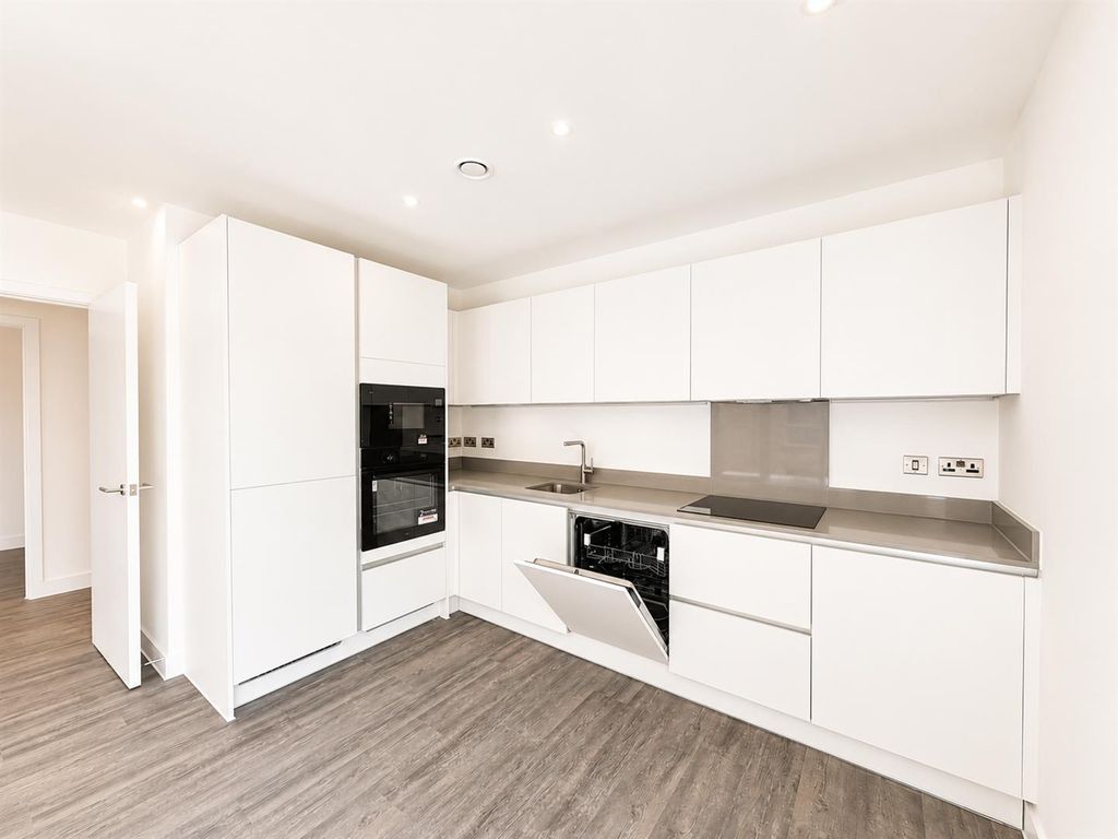 Property photo 1 of 13 Kitchen.Png