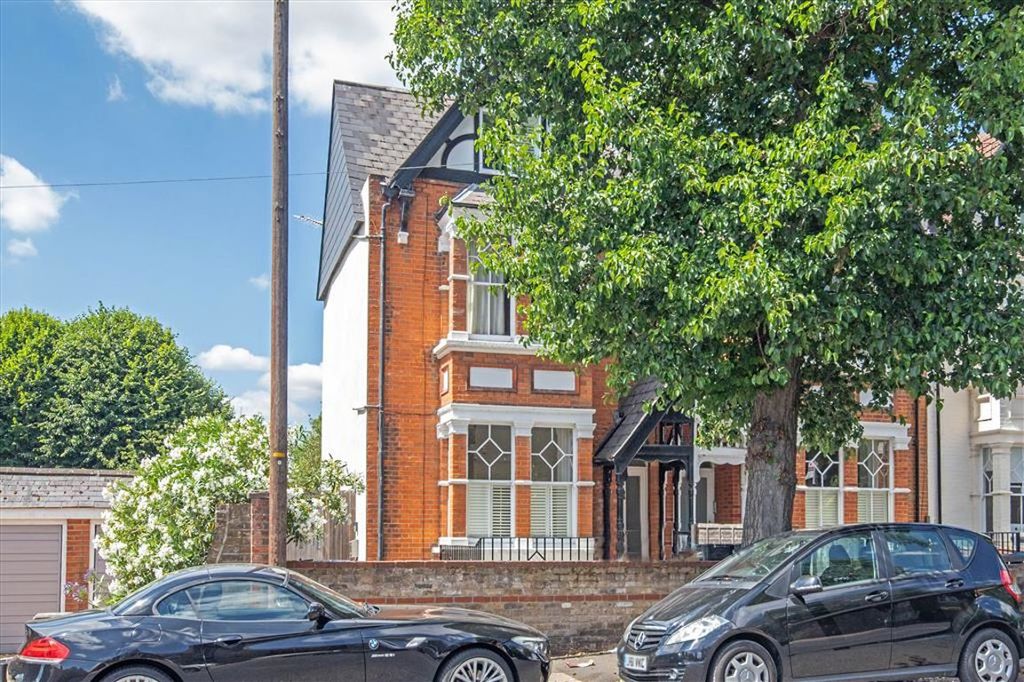 Property photo 1 of 7