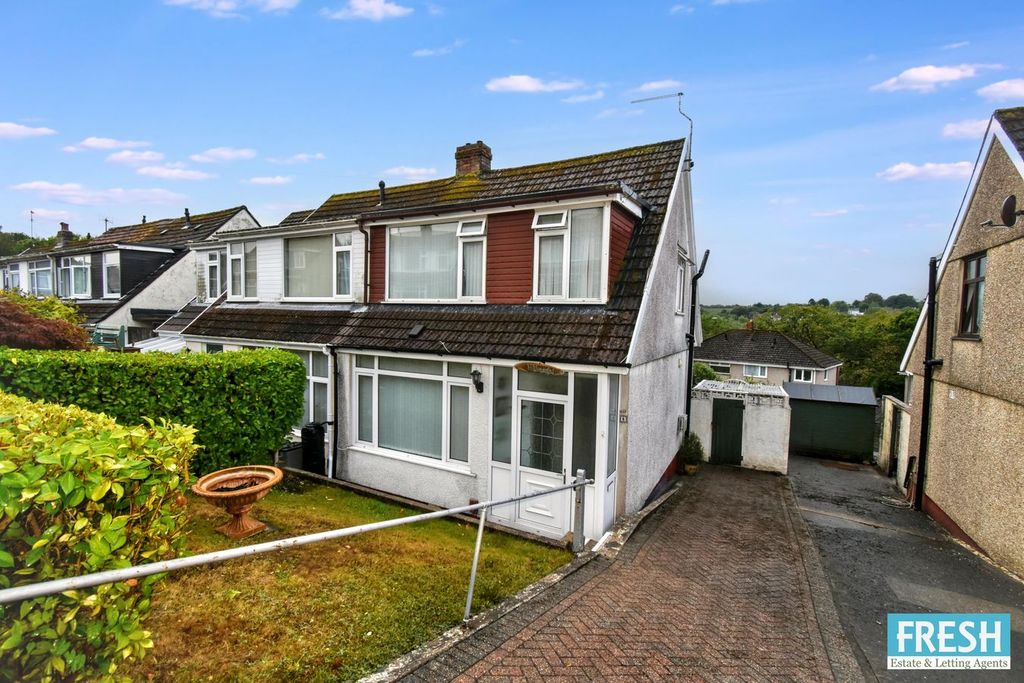 Property photo 1 of 30