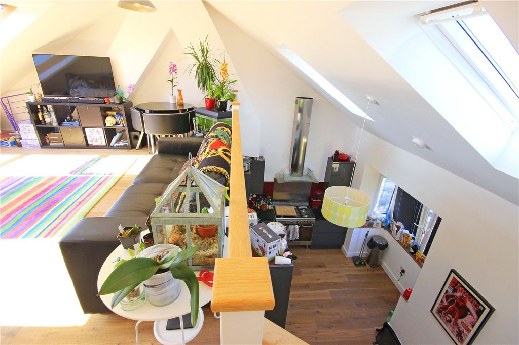 Property photo 2 of 14 Picture No. 40